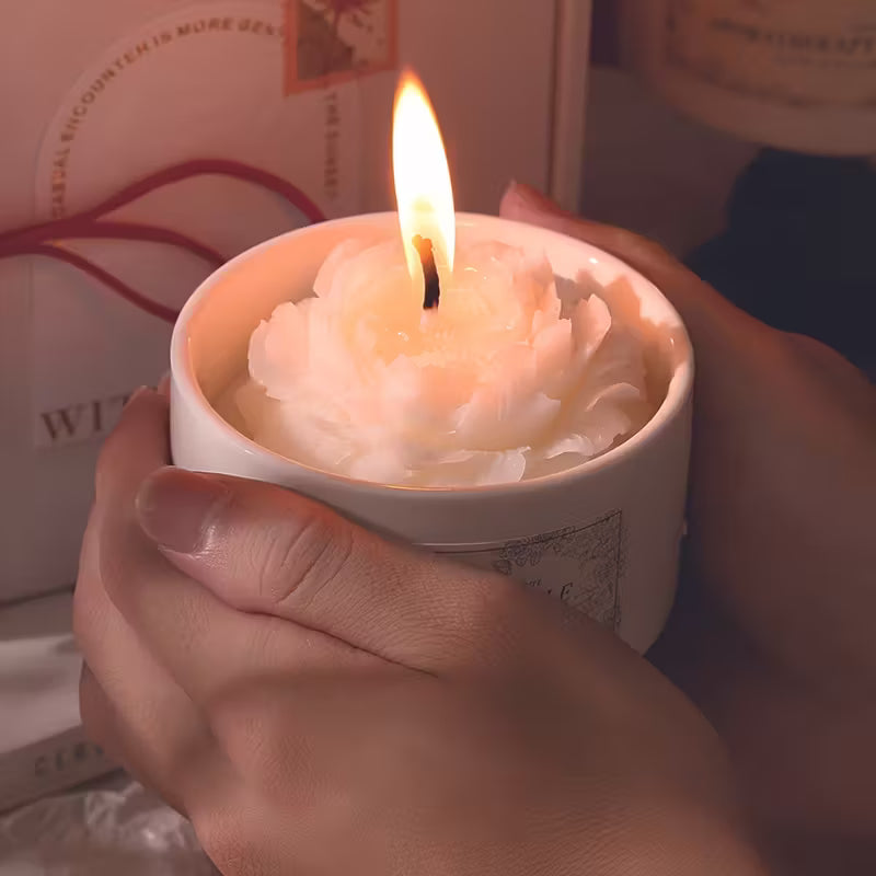 Luxurious Flower Shaped Gardenia Candle