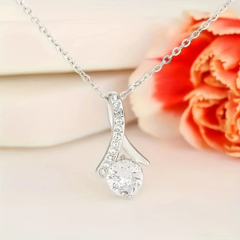 Zirconia Decor Pendant Necklace