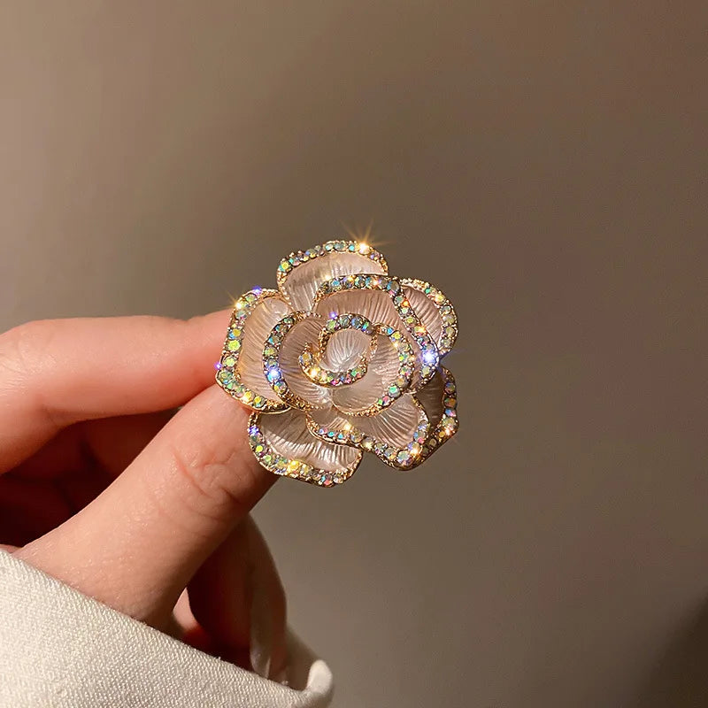 Camellia Brooch Fashion Luxury Rhinestone Imitation Pearl Pin For Women Fashion Clothes Corsage Jewelry Accessories Wholesale