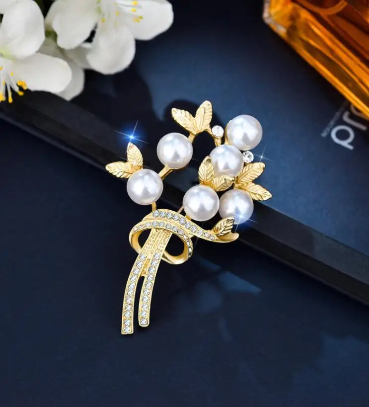 Elegant Gold Color Rose Flower Brooches For Women Girls Rhinestone CZ Luxury Women Accessories