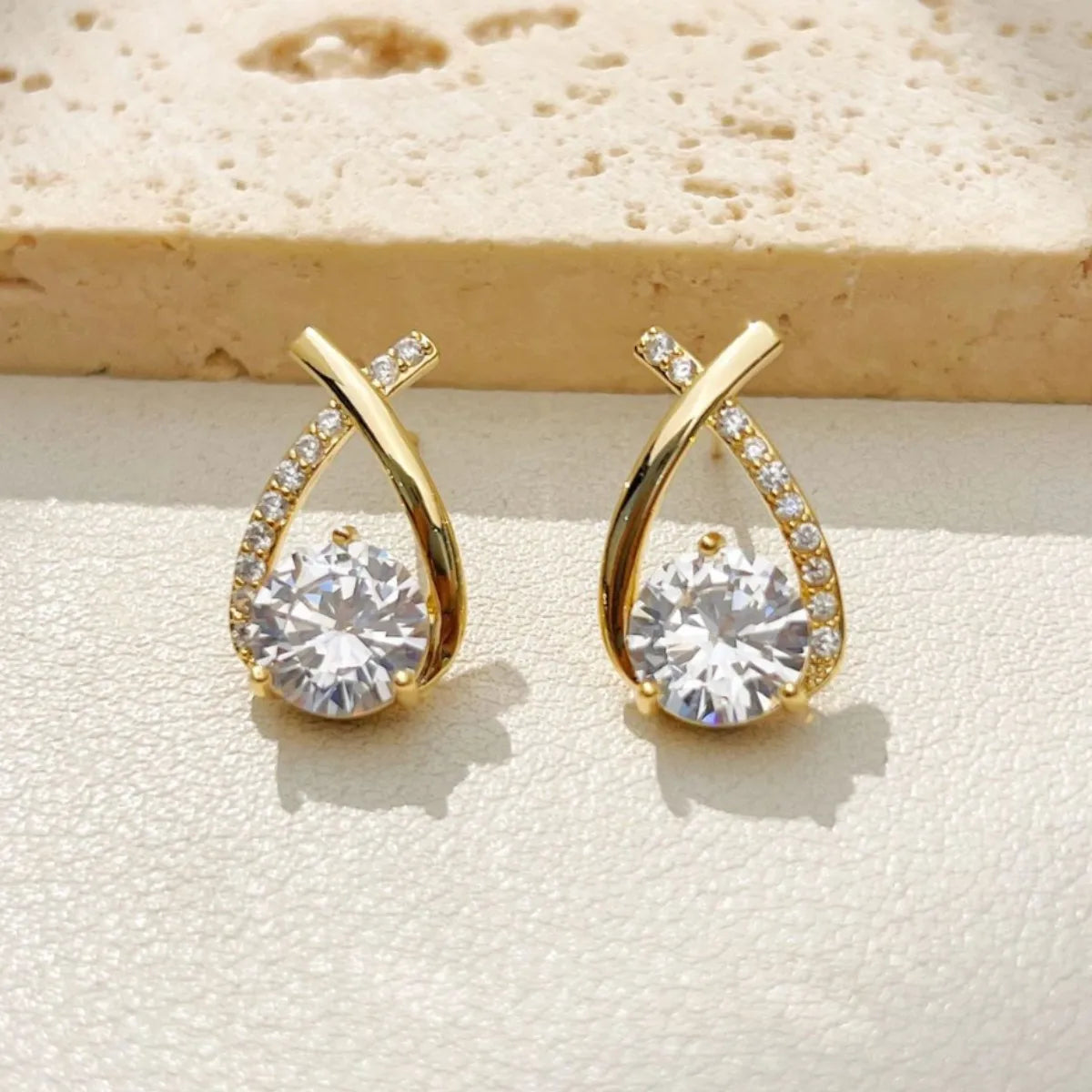 New Exquisite Shiny Zircon Heart Flower Earrings Korean Elegant Square Geometric Crystal Earrings for Women Fashion Jewelry Gift